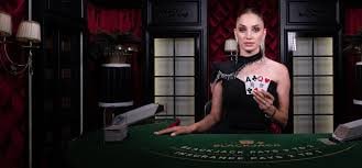 Tampilan permainan live casino responsif di berbagai perangkat mobile dengan koneksi stabil
